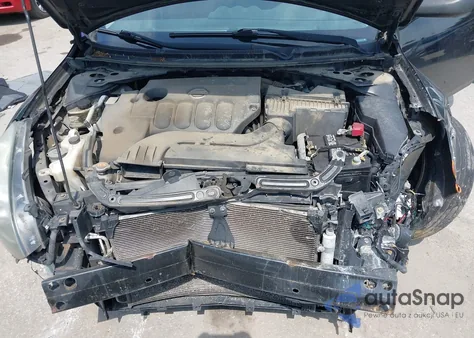 2013 Nissan Altima 2.5 S z USA, uszkodzony, nr VIN 1N4AL2EP8DC299129